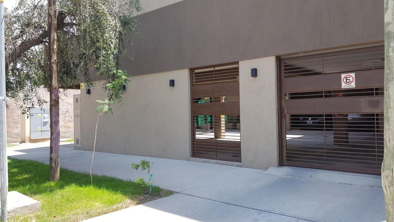 Departamento En Complejo Las Lilas Mendoza Apartment Exterior photo